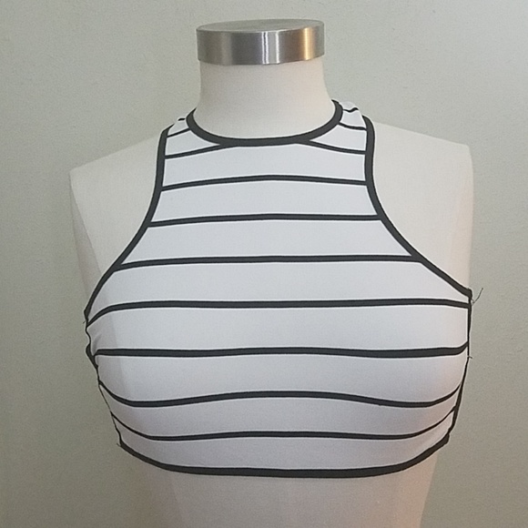 🆕 Free People Crisscrossing Racerback Bralette - Picture 3 of 8